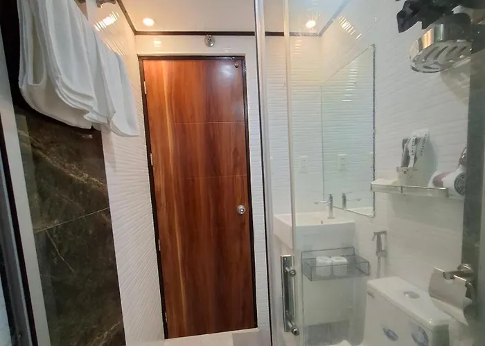 Amazing Views From The 37th In Bay Apartment Manila